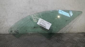 Ventanilla triangular delantera izquierda (puerta)