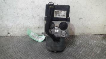 Blocco ABS (antibloccaggio freni)