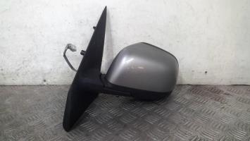 Retrovisor izquierdo