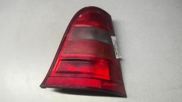Fanale posteriore principale destro (luci)