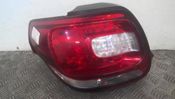 Fanale posteriore principale sinistro (luci)