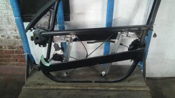 Leve vitre electrique avant gauche