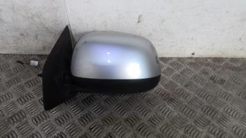 Retrovisor izquierdo