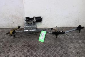 Motore tergicristallo anteriore