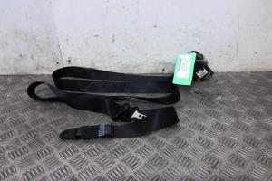 Cinturón de seguridad delantero derecho