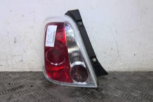Fanale posteriore principale sinistro (luci)