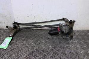 Moteur essuie glace avant