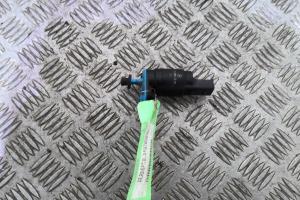Pompe lave glace avant