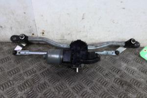 Motore tergicristallo anteriore
