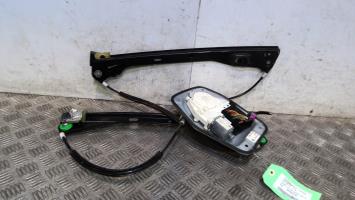 Leve vitre electrique avant gauche