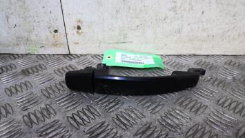 Poignee porte avant droit