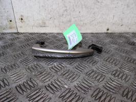 Poignee porte arriere droit