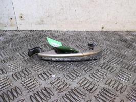Poignee porte avant gauche