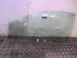 Vitre avant gauche