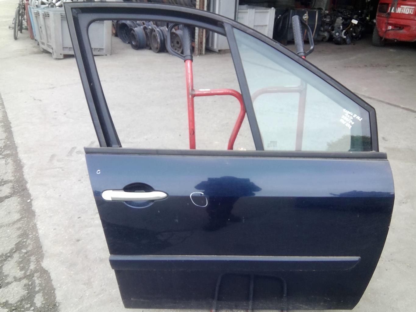 Porte avant droit