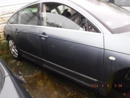 Porte avant droit