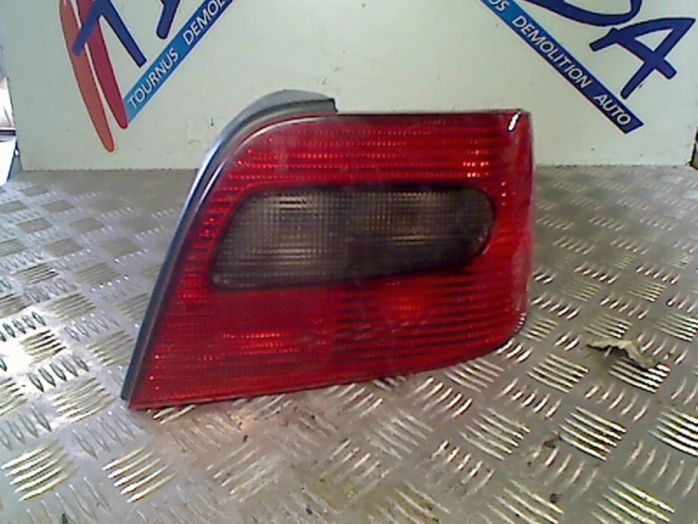 Fanale posteriore principale destro (luci)