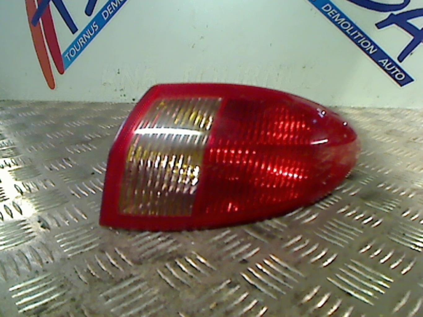 Fanale posteriore principale destro (luci)