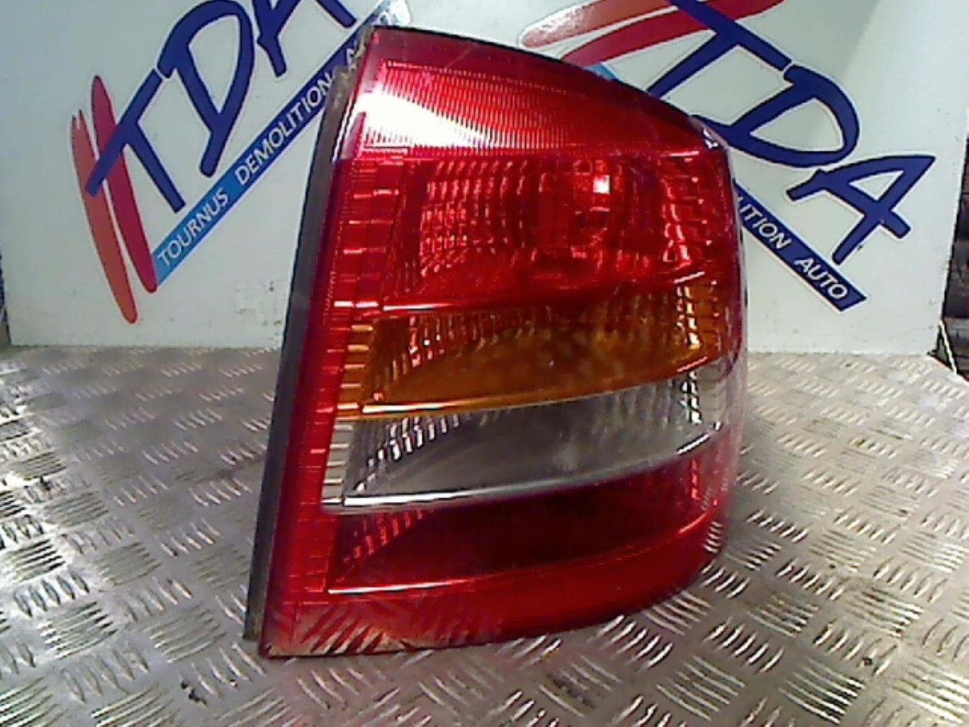 Fanale posteriore principale destro (luci)