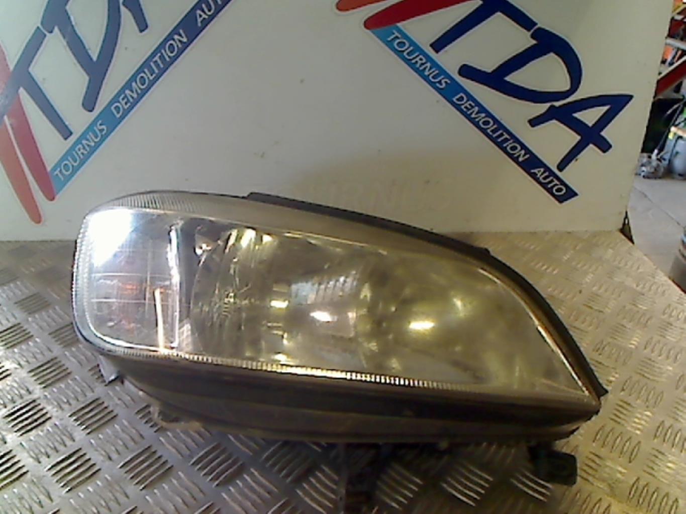 Gruppo ottico anteriore principale destro (luci)(faro)