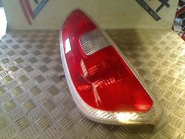 Fanale posteriore principale sinistro (luci)