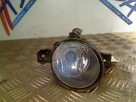 Fendinebbia sinistro (luce)