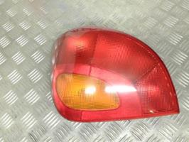 Fanale posteriore principale sinistro (luci)