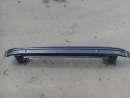 Renfort pare choc avant (traverse)