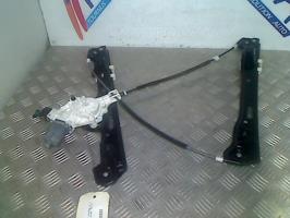Leve vitre electrique avant droit