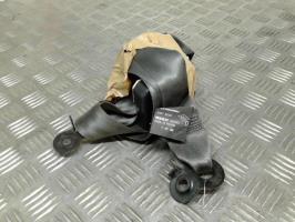 Cinturón de seguridad delantero derecho