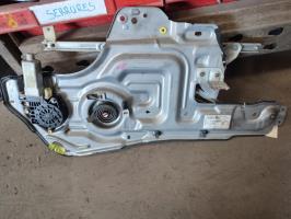 Leve vitre electrique avant droit