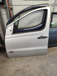 Porte avant gauche