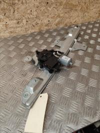 Alzacristalli elettrico anteriore destro