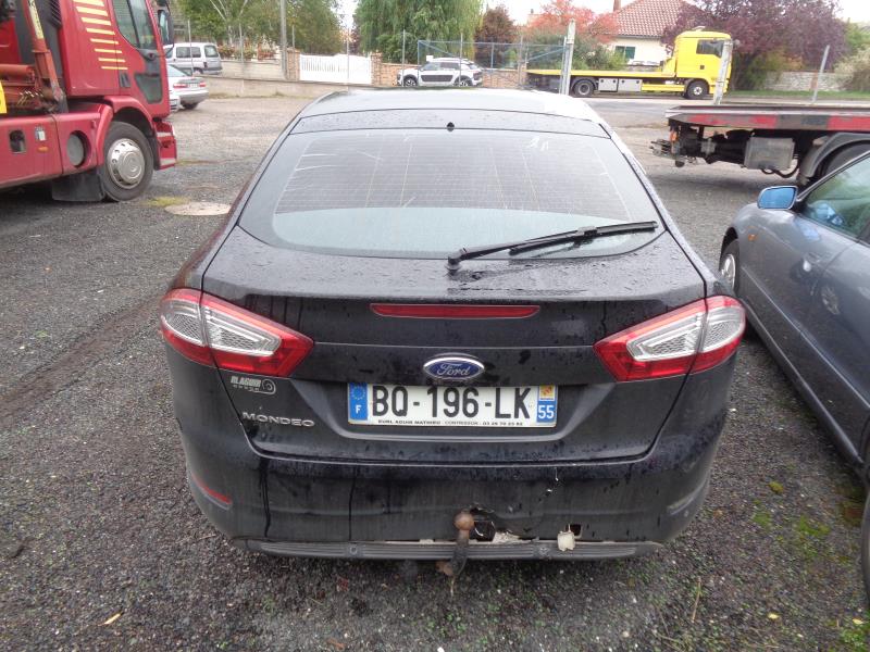 Porte avant gauche