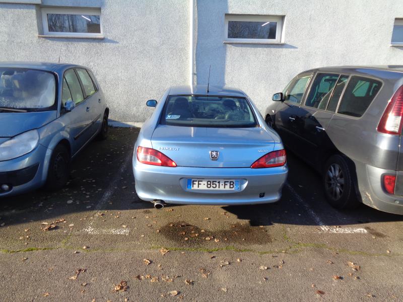 Moteur essuie glace avant