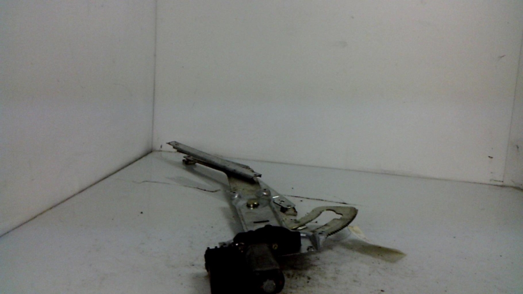 Leve vitre electrique avant droit