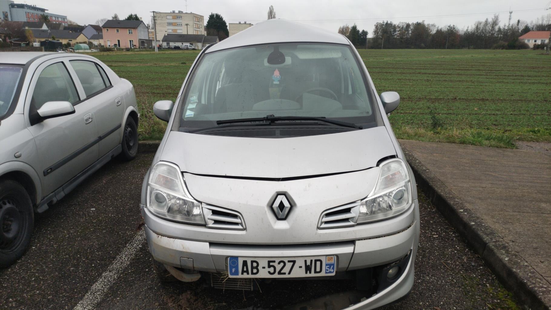 Moteur essuie glace avant