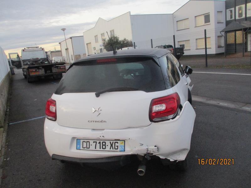 Bras essuie glace avant droit