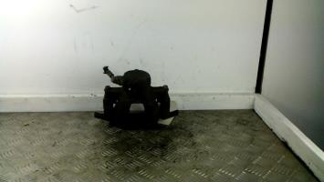 Etrier avant gauche (freinage)