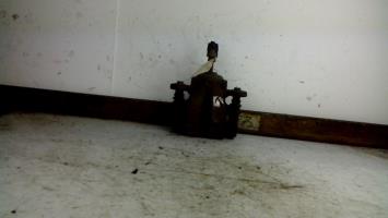 Etrier arriere gauche (freinage)