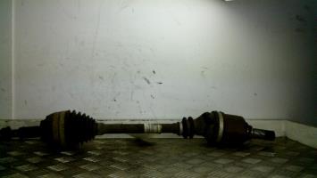 Cardan gauche (transmission)