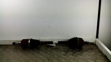 Cardan gauche (transmission)