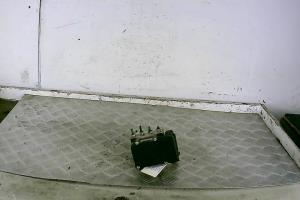 Bloc ABS (freins anti-blocage)