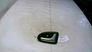 Poignee interieur avant droit