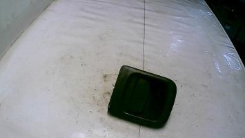 Poignee porte avant gauche