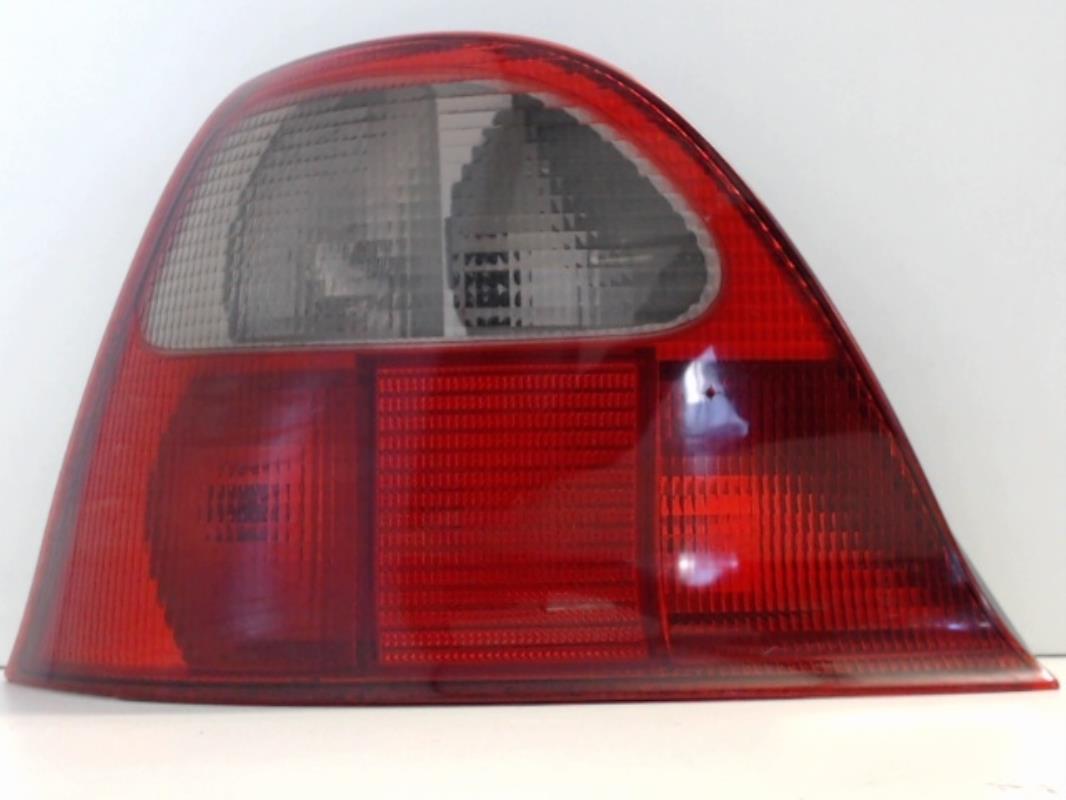 Fanale posteriore principale sinistro (luci)