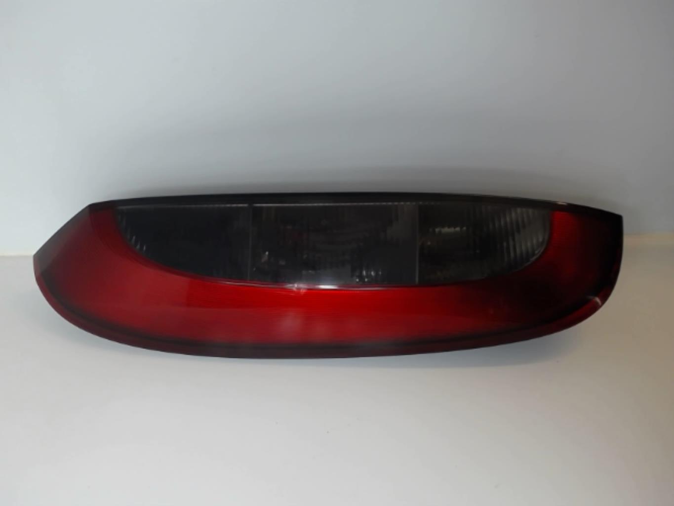 Fanale posteriore principale sinistro (luci)