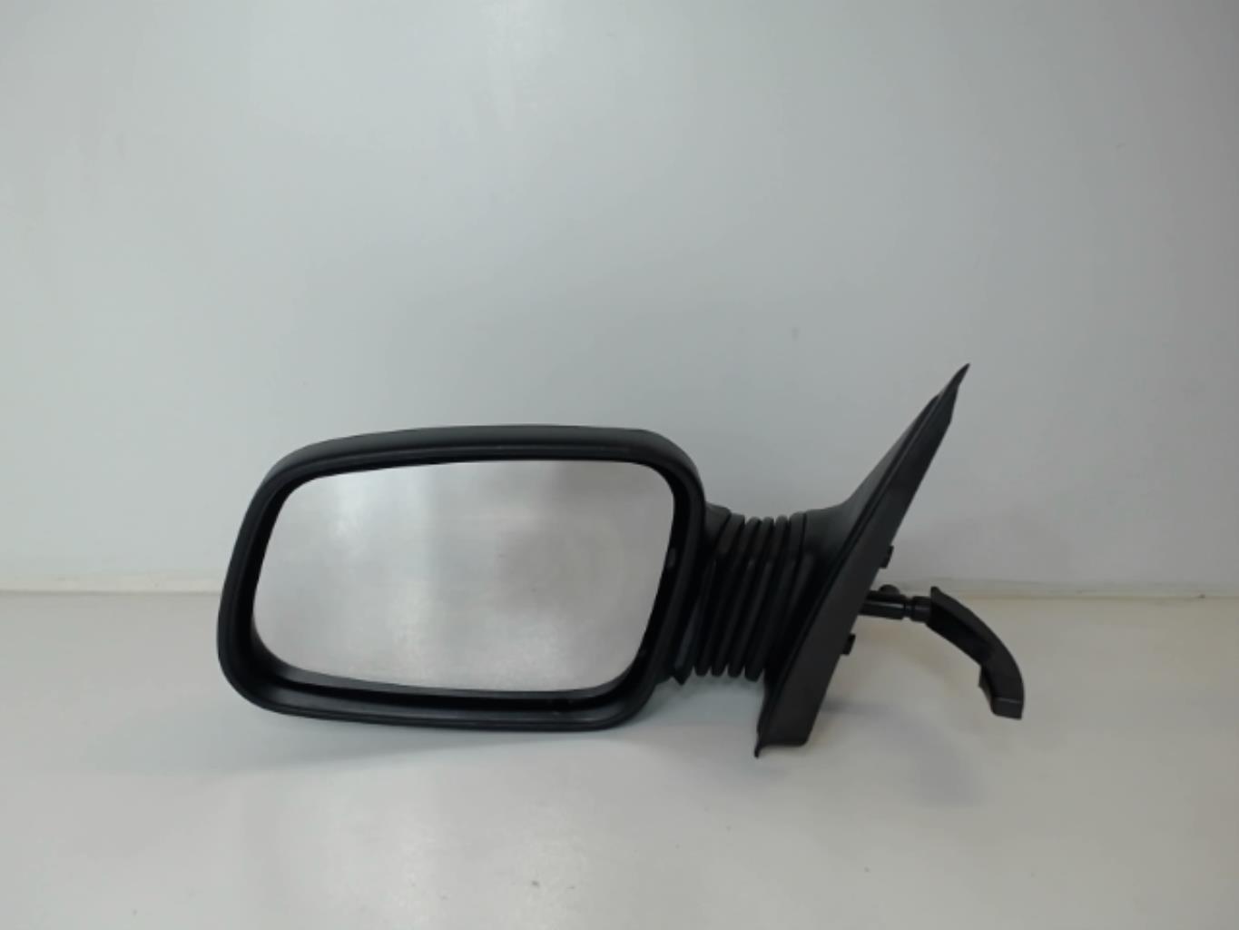 Specchietto retrovisore sinistro