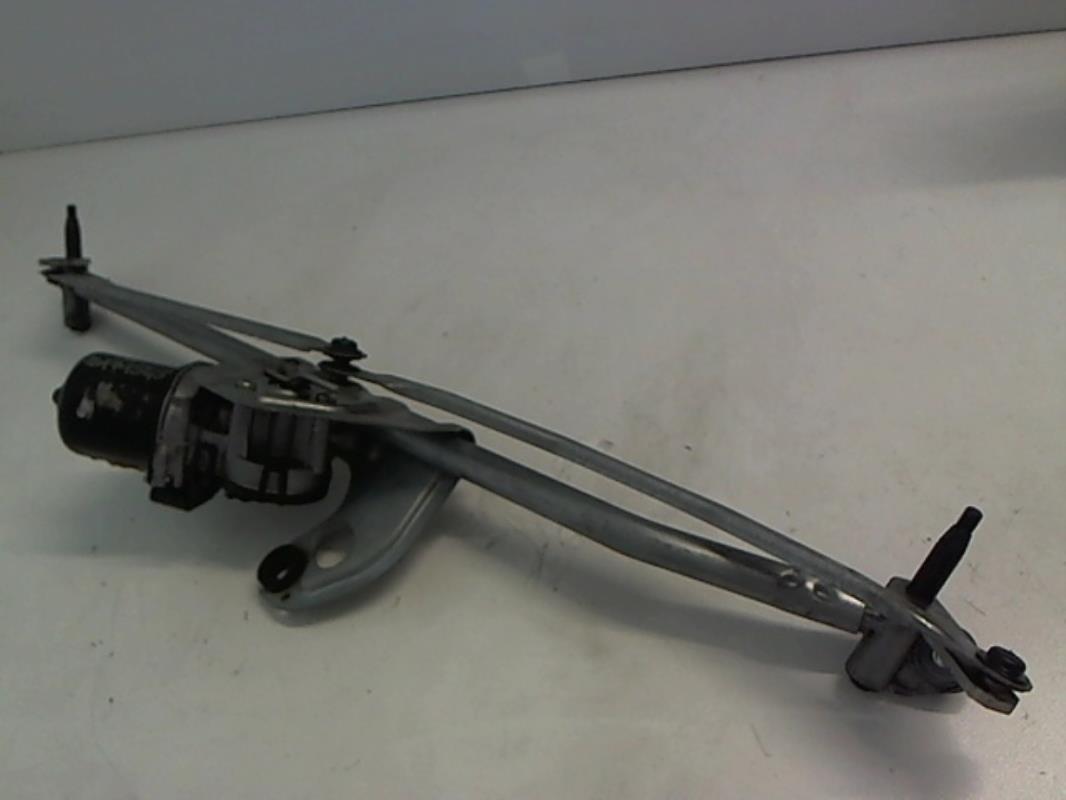 Moteur essuie glace avant