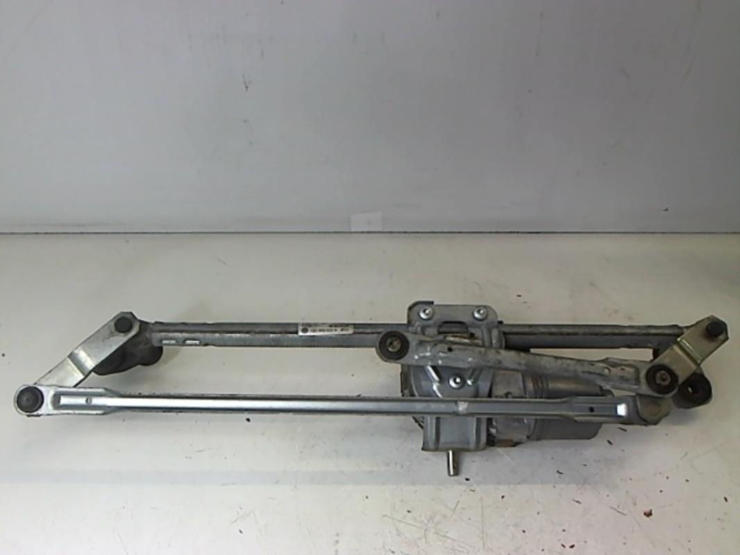 Moteur essuie glace avant